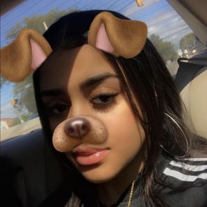 Meet your Posher, Pamela